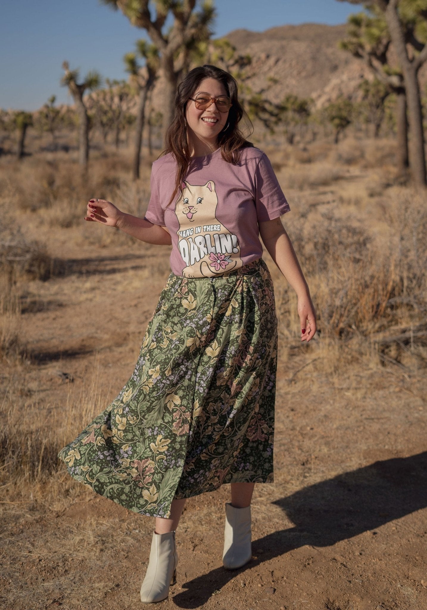 Hang In There Darlin Tee by kaeraz cat country cowgirl