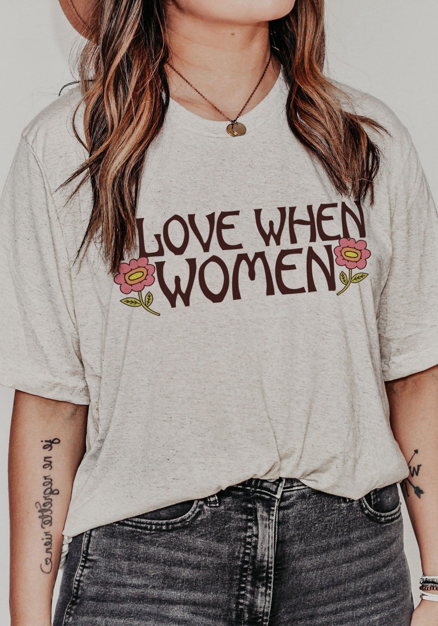 I Love When Women Tee by kaeraz bi bisexual feminism