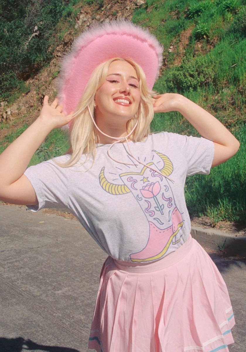 Cornetto Boot Tee by kaeraz boot boots cowboy