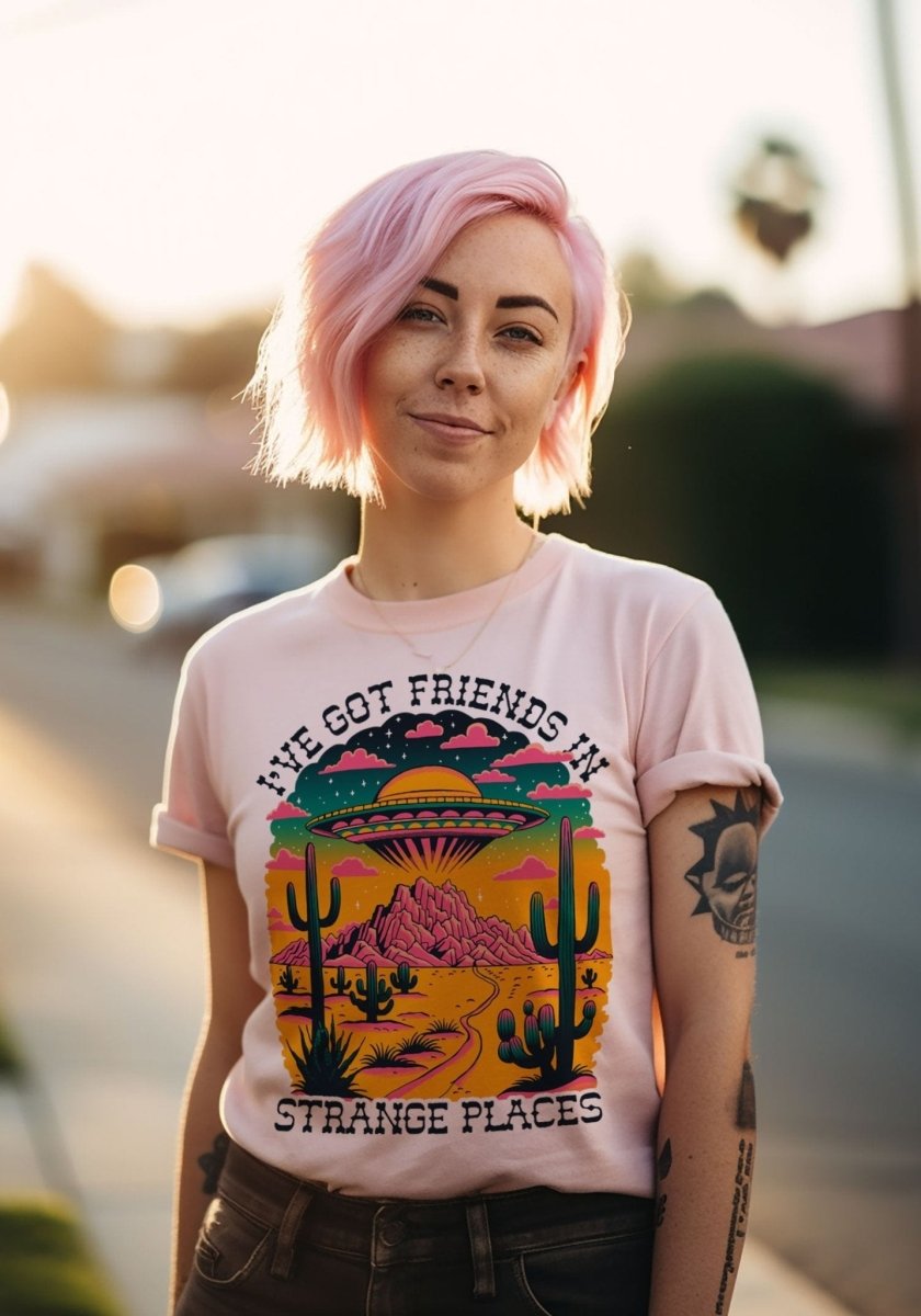 Friends In Strange Places Tee | Womens UFO Shirts | Alien Graphic