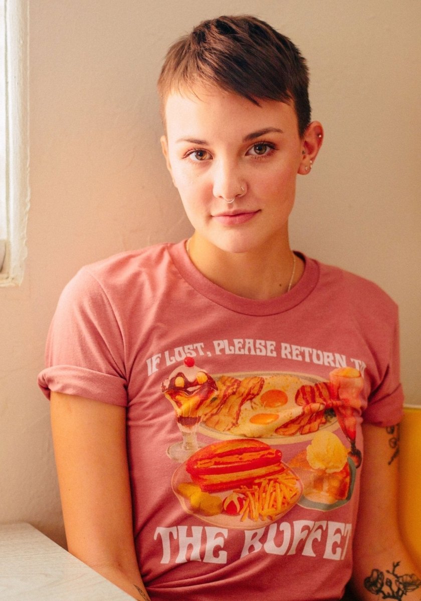 Return to the Buffet Tee by kaeraz 60s 70s bacon